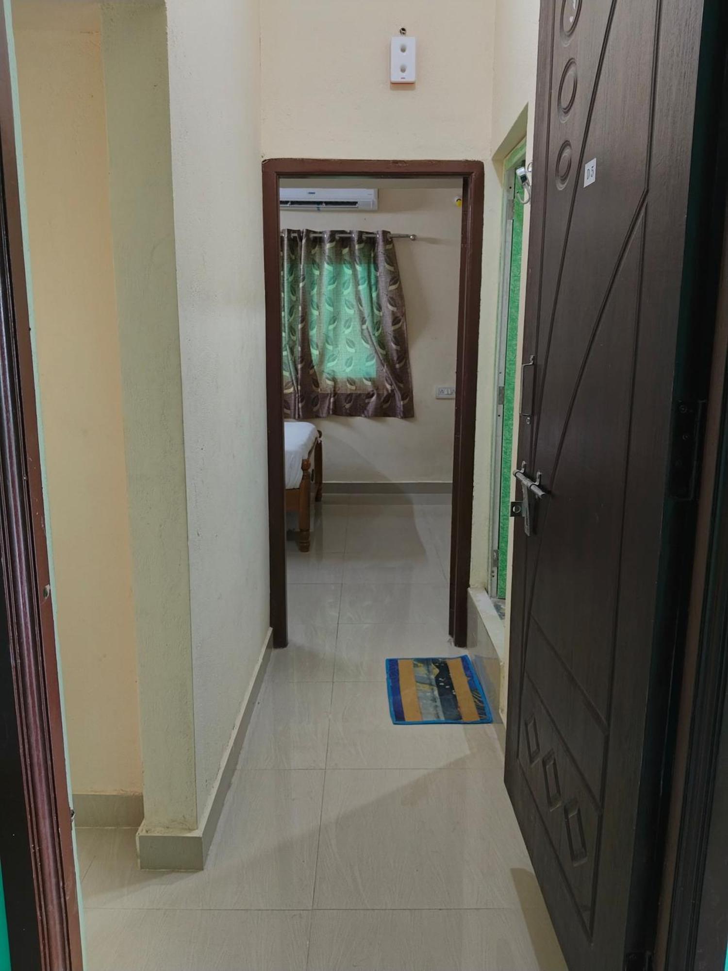 Srinivasa Serviced Keelkattalai Hotel 3*